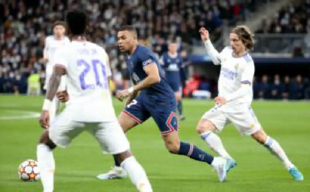 Kylian Mbappe offered “full control” of PSG’s sporting project